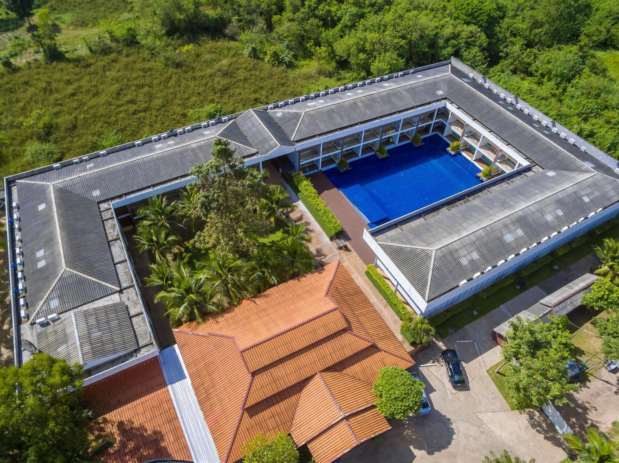 Vana Wellness Resort Nong Khai Εξωτερικό φωτογραφία