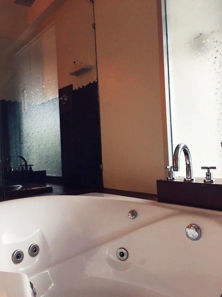 Vana Wellness Resort Nong Khai Εξωτερικό φωτογραφία